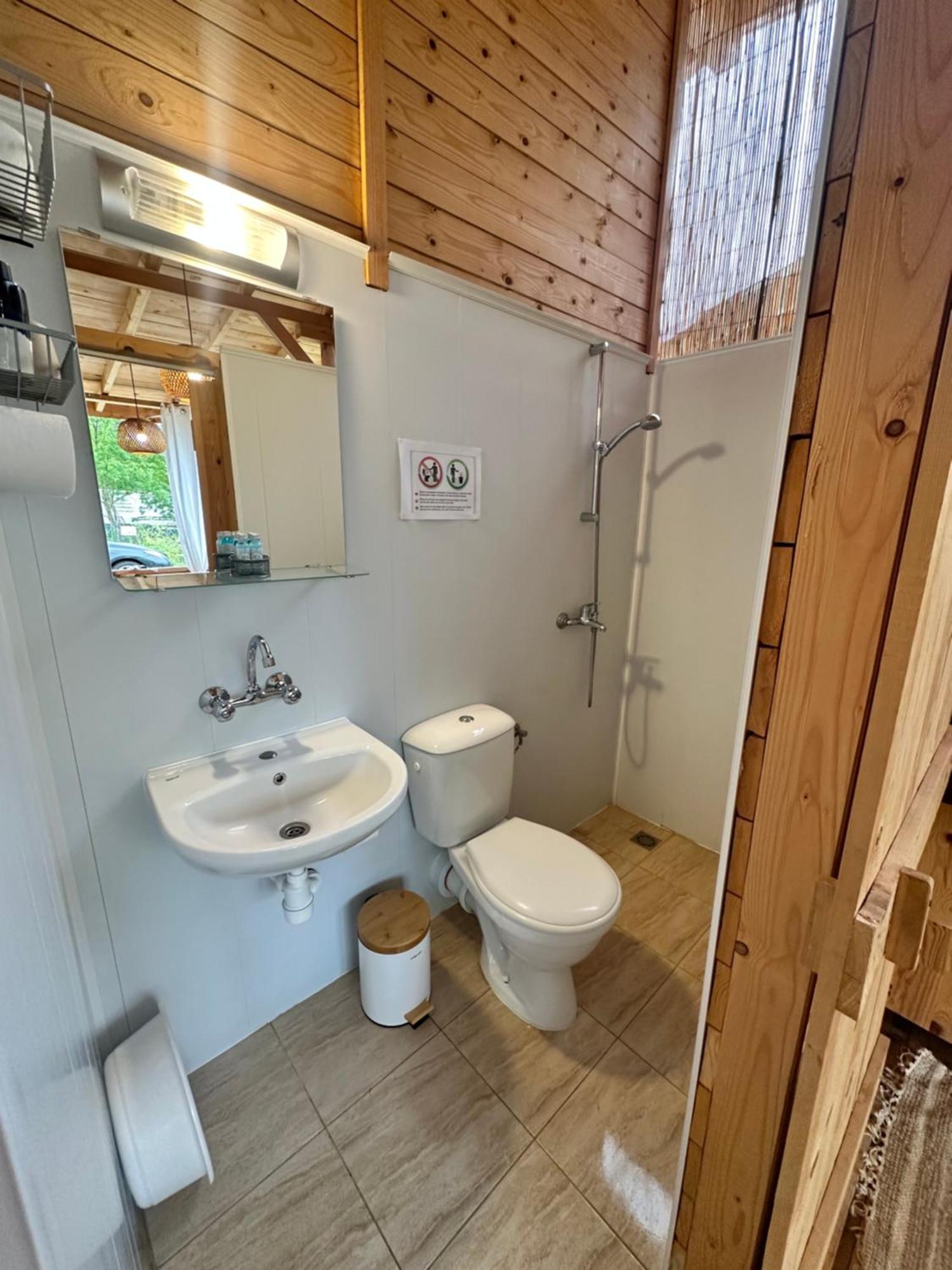 Hotel Cozyvan Каравана Под Наем Sozopol Exterior foto